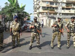 बंगाल बीजेपी के सभी 77 विधायकों को केंद्रीय सुरक्षा जारी रहेगी बंगाल बीजेपी के सभी 77 विधायकों को केंद्रीय सुरक्षा जारी रहेगी। हारे हुए प्रत्याशियों को भी केंद्र सरकार पूर्व प्रदत्त सुरक्षा मई तक बहाल रखेगी।