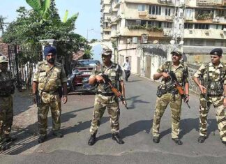 बंगाल बीजेपी के सभी 77 विधायकों को केंद्रीय सुरक्षा जारी रहेगी बंगाल बीजेपी के सभी 77 विधायकों को केंद्रीय सुरक्षा जारी रहेगी। हारे हुए प्रत्याशियों को भी केंद्र सरकार पूर्व प्रदत्त सुरक्षा मई तक बहाल रखेगी।