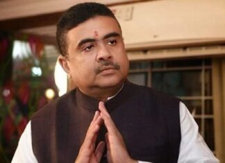 नारदा स्टिंग में CBI की अब टीएमसी सांसदों पर गिरेगी गाज, शुभेंदु बचेंगे RSS की सलाह पर बीजेपी ने शुभेंदु अधिकारी को दी बड़ी जिम्मेवारी सौंपी है। RSS ने पश्चिम बंगाल की कमान अब अपने हाथ में ले ली है।