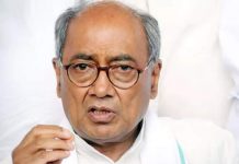 दिग्विजय सिंह का बयान ममता बनर्जी को कमजोर करने की कोशिश कश्मीर से धारा 370 पर बयान देकर दिग्विजय सिंह ने कांग्रेस को नुकसान तो पहुंचाया ही है, कांग्रेस को कमजोर भी किया है।