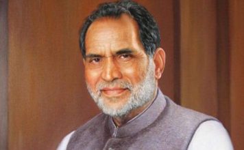 चंद्रशेखर की जेल डायरी इमरजेंसी के दौर को समझने का अहम दस्तावेज है चंद्रशेखर की जेल डायरी में अनेक प्रसंग दर्ज हैं। इमरजेंसी के दौर की शासन व्यवस्था, राजनीतिक गतिविधियों को समझने के लिए यह अहम दस्तावेज है।