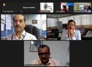 डिजिटल मीडिया आचार संहिता का उदेश्य समझाया विक्रम सहाय ने डिजिटल मीडिया आचार संहिता का उदेश्य सूचना एवं प्रसारण मंत्रालय के संयुक्त सचिव विक्रम सहाय ने डिजिटल प्रकाशकों को विस्तार से समझाया।