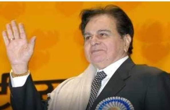 नेहरू ने मेनन को चुनाव जितवाने के लिए दिलीप कुमार की मदद ली थी नेहरू ने मेनन को चुनाव जितवाने के लिए दिलीप कुमार की मदद ली थी। हिन्दी सिनेमा के पहले महानायक दिलीप कुमार का निधन हो गया है। यह संस्मरण उन्हें श्रद्धांजलि है।